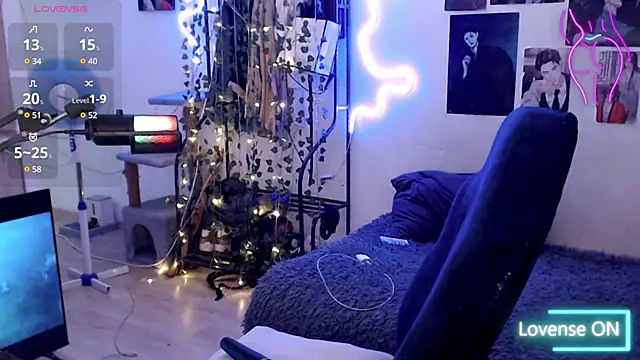 lissallor  online show from 03/07/25, 11:51