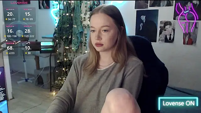 lissallor  online show from 03/13/25, 03:00