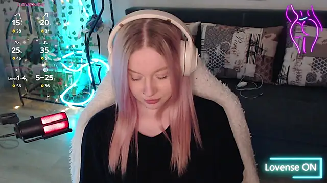 lissallor  online show from 10/04/25, 12:52