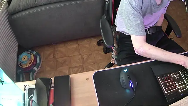 Snapshot of DerGeileLoveboy chatting on 11/01/25, 12:40 DerGeileLoveboy online show from 11/01/25, 12:40