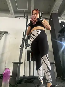 Snapshot of Anaroussew02 chatting on 03/03/25, 07:28 Anaroussew02 online show from 03/03/25, 07:28