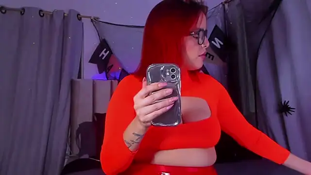 Snapshot of Anaroussew02 chatting on 10/30/25, 03:52 Anaroussew02 online show from 10/30/25, 03:52