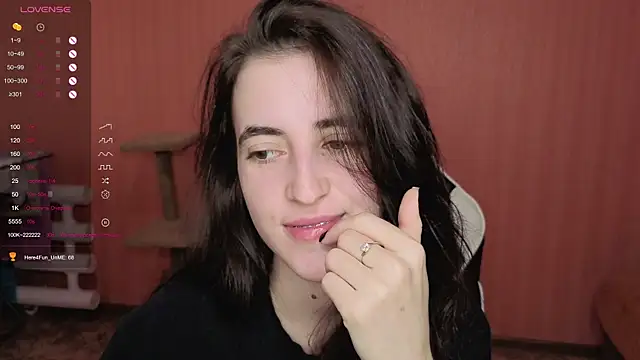 Snapshot of reaiss chatting on 10/12/25, 03:05 reaiss online show from 10/12/25, 03:05