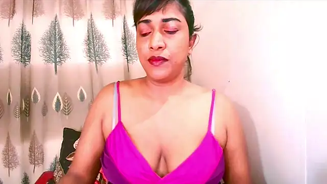 Snapshot of Indian_Erotic69 chatting on 06/03/26, 05:43 Indian Erotic69 online show from 06/03/26, 05:43