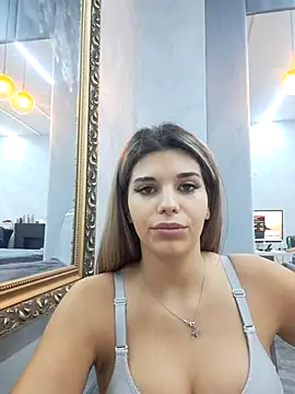 Snapshot of Bella_Posh chatting on 10/15/25, 05:51 Bella Posh online show from 10/15/25, 05:51