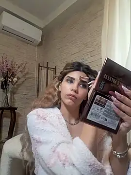 Bella Posh online show from 02/21/26, 07:53