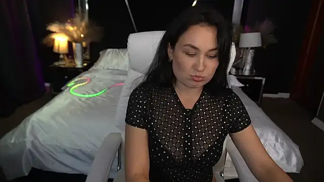 LilyFoxyy online show from 11/04/25, 01:54