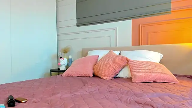 Snapshot of _BunnyDollStella_ chatting on 03/20/25, 07:14  BunnyDollStella  online show from 03/20/25, 07:14