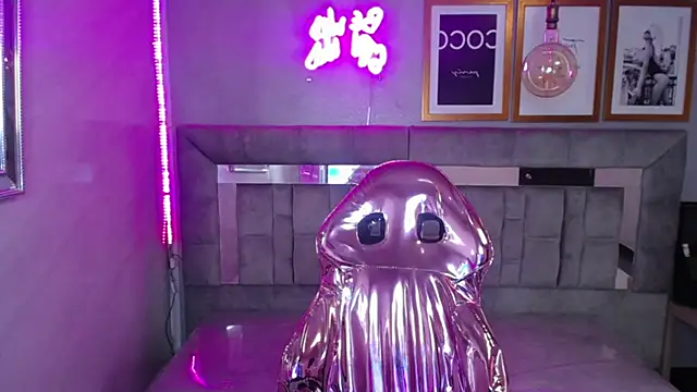 Isabella Collen v online show from 03/20/25, 06:42