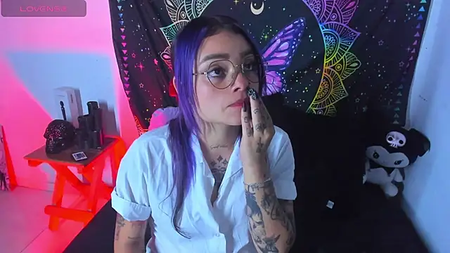 ChloeAllennn online show from 03/11/25, 03:16