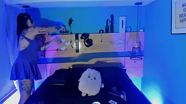 ChloeAllennn online show from 02/18/26, 11:17