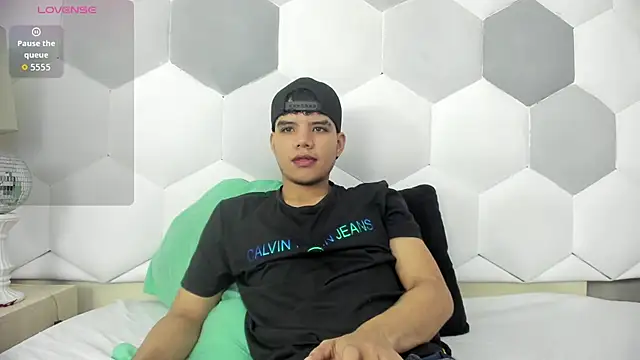 Axel Forte online show from 10/07/25, 02:03