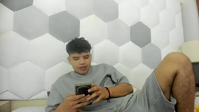 Axel Forte online show from 12/20/25, 12:56