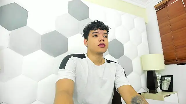 Axel Forte online show from 03/05/26, 01:40