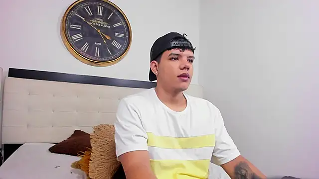 Snapshot of Axel_Forte chatting on 05/19/26, 02:12 Axel Forte online show from 05/19/26, 02:12