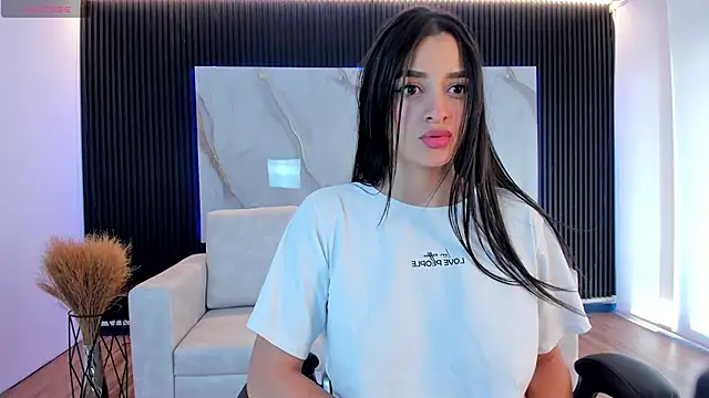 Ivaannaa  online show from 10/08/25, 02:25