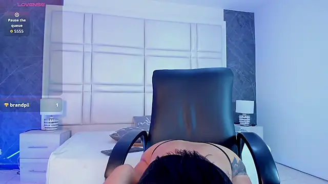 Ivaannaa  online show from 03/13/26, 11:50