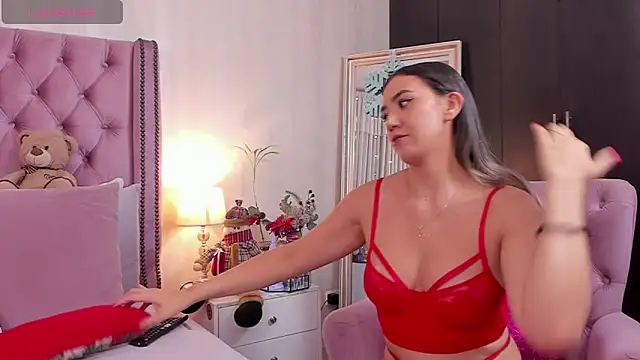 natashaleightt online show from 12/21/25, 08:38