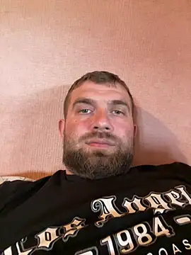 Snapshot of daniel21p chatting on 03/20/25, 04:53 daniel21p online show from 03/20/25, 04:53