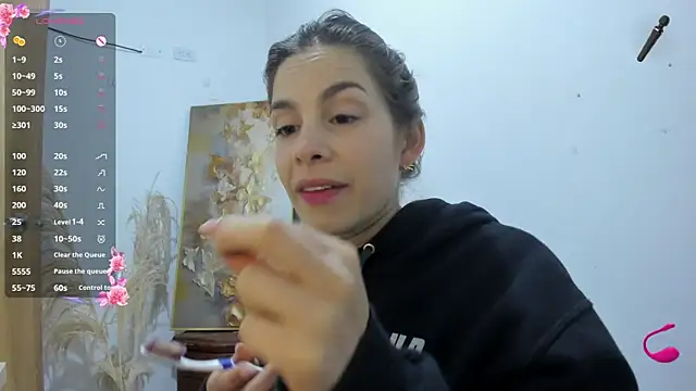 jessyegoldenn online show from 10/30/25, 12:01