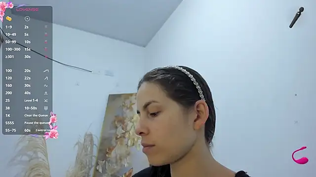 jessyegoldenn online show from 10/31/25, 04:19