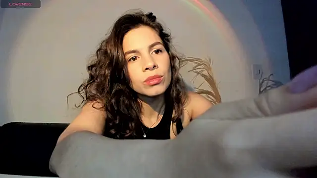 Snapshot of jessyegoldenn chatting on 06/18/26, 12:55 jessyegoldenn online show from 06/18/26, 12:55