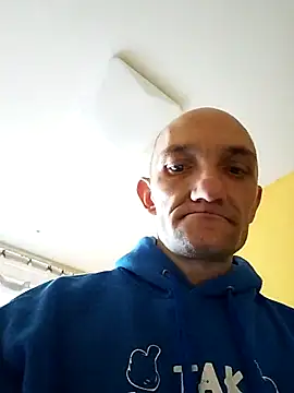 Machura online show from 03/05/26, 07:26