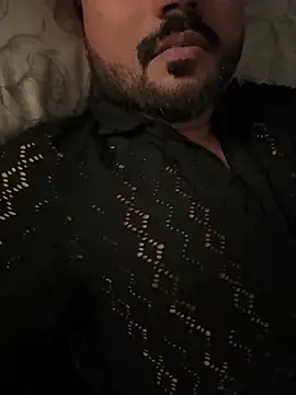 Snapshot of shavyforgirls chatting on 02/22/25, 01:33 shavyforgirls online show from 02/22/25, 01:33