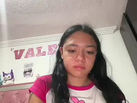 Snapshot of hellokitty__valery chatting on 03/08/25, 05:59 hellokitty  valery online show from 03/08/25, 05:59