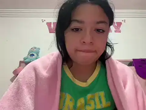 Snapshot of hellokitty__valery chatting on 03/10/25, 03:23 hellokitty  valery online show from 03/10/25, 03:23