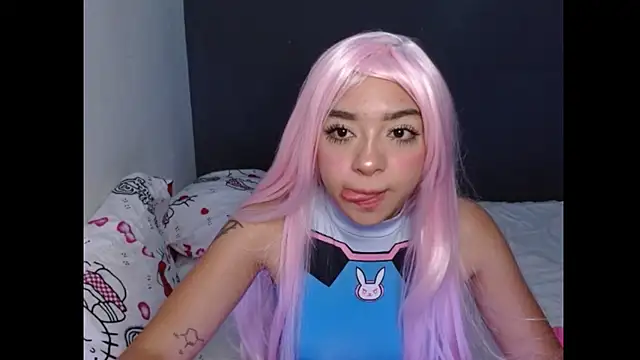 hellokitty  valery online show from 12/15/25, 09:46