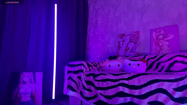 Adele kawaii online show from 03/18/26, 04:43