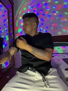 Saipuer31 online show from 02/19/26, 04:58