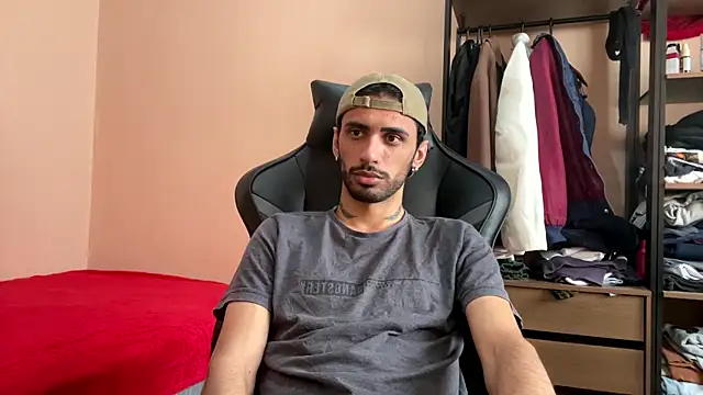 Snapshot of iendriw chatting on 01/13/26, 12:32 iendriw online show from 01/13/26, 12:32