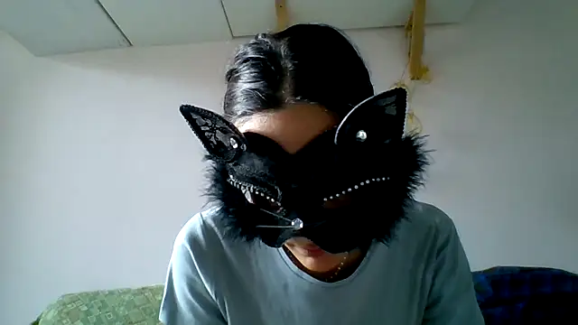 Snapshot of kittysissy chatting on 04/16/26, 04:08 kittysissy online show from 04/16/26, 04:08