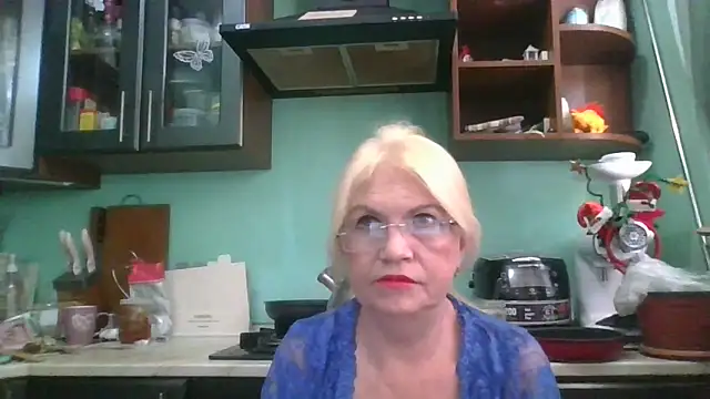 Snapshot of Heidi-Helga chatting on 02/06/26, 05:45 Heidi-Helga online show from 02/06/26, 05:45