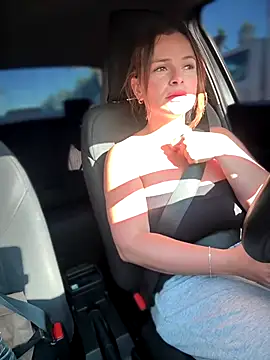 gynna kimera online show from 10/24/25, 12:23