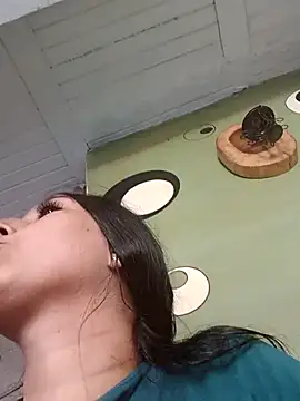 AnnHouston1 online show from 03/04/26, 08:37