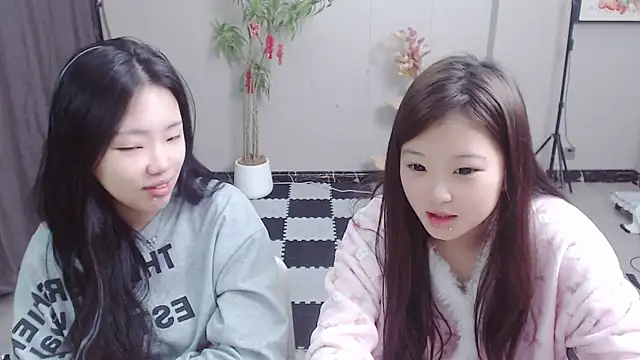 Snapshot of Facai55555 chatting on 02/27/25, 11:20 Facai55555 online show from 02/27/25, 11:20