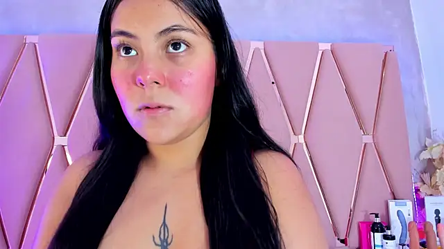 Emily Black1 online show from 10/30/25, 11:49