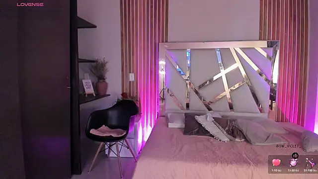 sweetviolet   online show from 04/16/26, 12:39