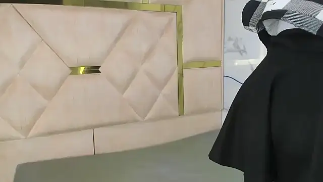 Snapshot of Kendall_6669 chatting on 10/28/25, 01:03 Kendall 6669 online show from 10/28/25, 01:03