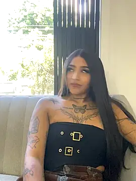 Snapshot of goth_tasha chatting on 10/18/25, 06:52 goth tasha online show from 10/18/25, 06:52