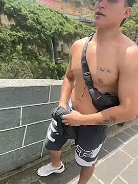 Snapshot of MaxxxSteil chatting on 02/04/26, 04:35 MaxxxSteil online show from 02/04/26, 04:35