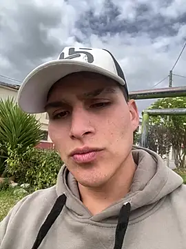 Snapshot of MaxxxSteil chatting on 02/19/26, 08:38 MaxxxSteil online show from 02/19/26, 08:38