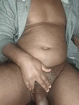 Snapshot of King_Masturbator chatting on 05/17/26, 08:34 King Masturbator online show from 05/17/26, 08:34