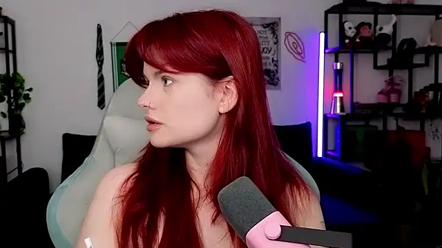 Snapshot of Della_Ideal chatting on 05/04/26, 05:31 Della Ideal online show from 05/04/26, 05:31