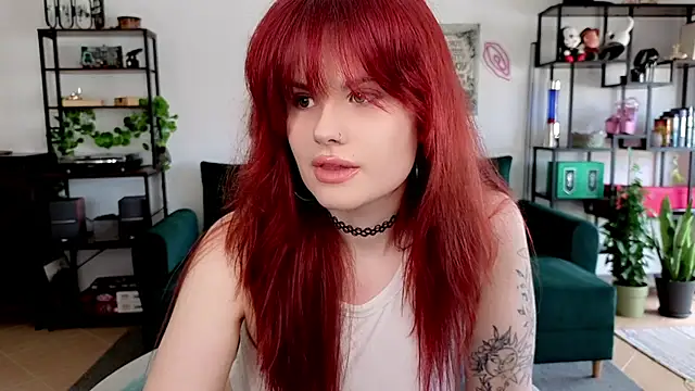 Snapshot of Della_Ideal chatting on 05/15/26, 10:00 Della Ideal online show from 05/15/26, 10:00