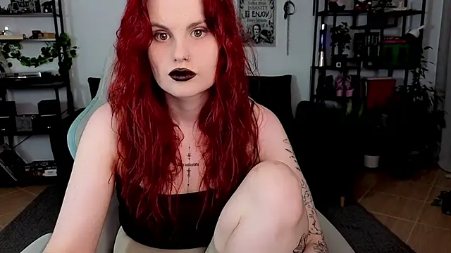 Della Ideal online show from 07/15/26, 04:56
