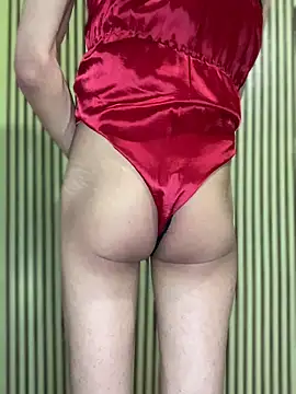 Snapshot of Femboylili chatting on 04/10/26, 03:50 Femboylili online show from 04/10/26, 03:50